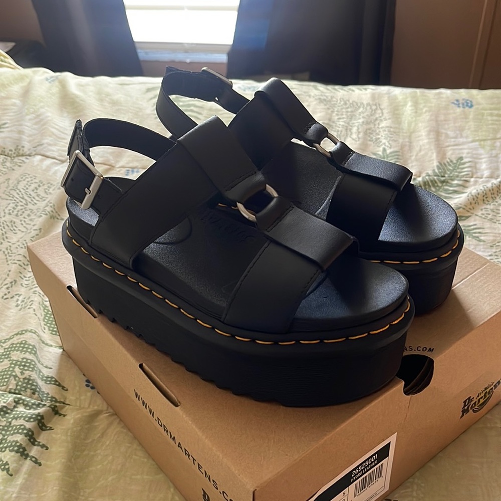 FRANCIS LEATHER PLATFORM STRAP SANDALS